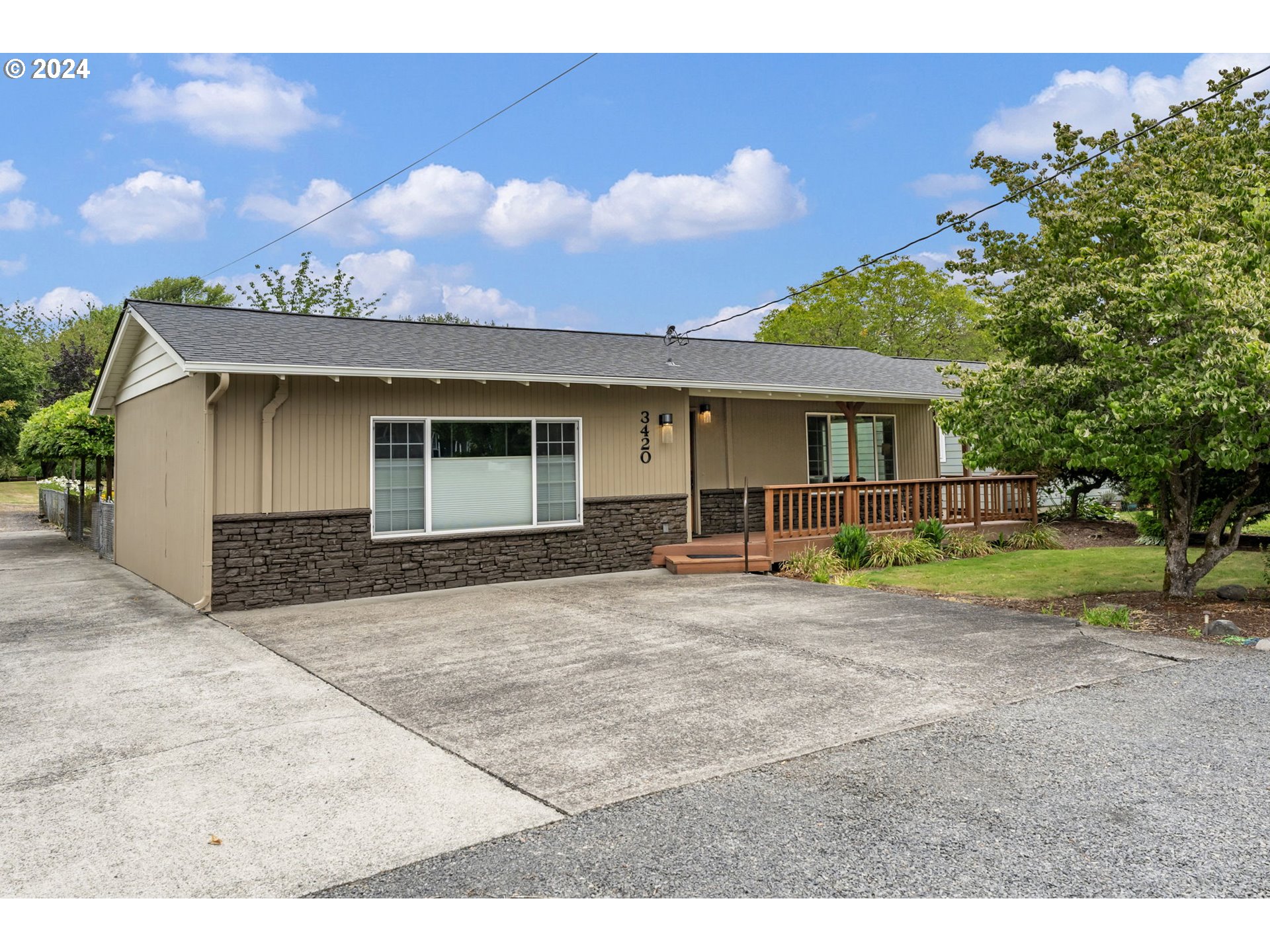 Pennsylvania St, Longview, WA 98632