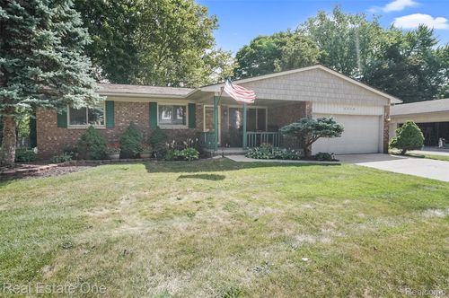 5566 Larkins Dr, Troy, MI, 48085-3852 | Card Image