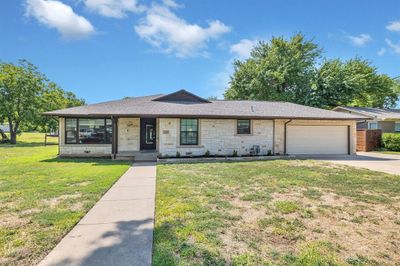 7042 Hardisty Street, House other with 3 bedrooms, 2 bathrooms and null parking in Richland Hills TX | Image 1