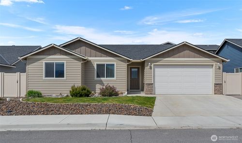 2259 S Mysical Loop, East Wenatchee, WA, 98802 | Card Image