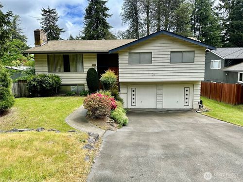 13032 27th Ave Ne, Seattle, WA, 98125-4314 | Card Image