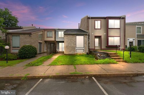 10805 Violet Ct, MANASSAS, VA, 20109-7233 | Card Image