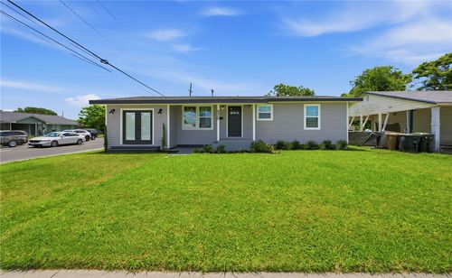 4902 Weber Rd, Corpus Christi, TX, 78411-4015 | Card Image