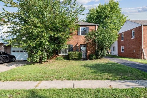 20891 Priday Ave, Euclid, OH, 44123-2618 | Card Image