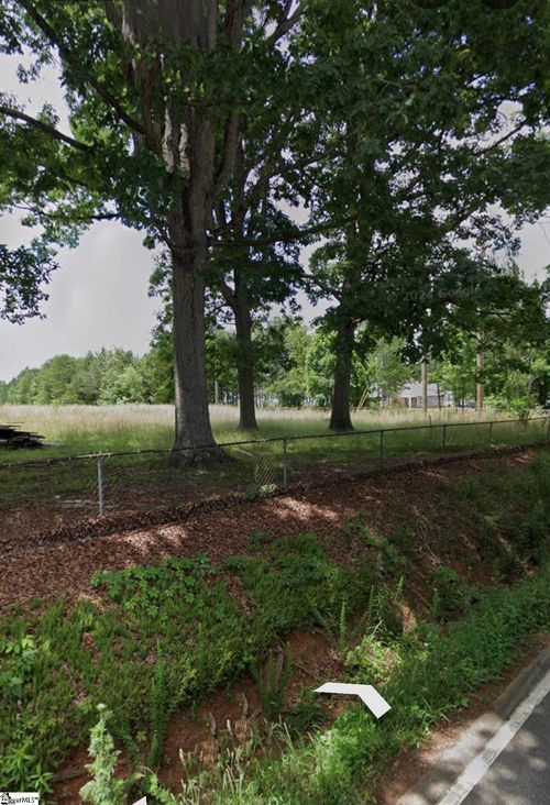 1620 Sugar Ridge Rd, Boiling Springs, SC, 29316-9745 | Card Image