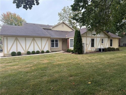 7102 Mastin St, Shawnee, KS, 66203-4615 | Card Image