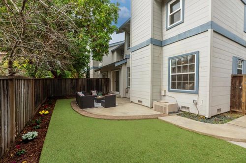 21686 Olive Ave, Cupertino, CA, 95014-5937 | Card Image