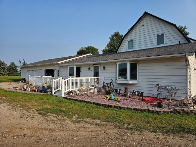 200 Spring View Dr, House other with 5 bedrooms, 3 bathrooms and null parking in Edgerton MN | Image 7