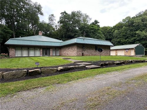 7434 Fenton Rd, North Bloomfield, OH, 44450-9784 | Card Image