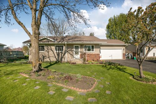 605 3rd Ave Ne, Saint Joseph, MN, 56374-4502 | Card Image