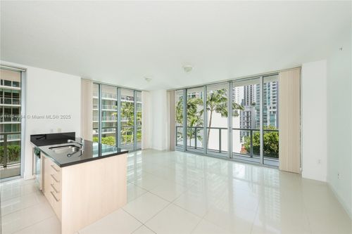 1107-s-79 Sw 12th St, Miami, FL, 33130-5201 | Card Image