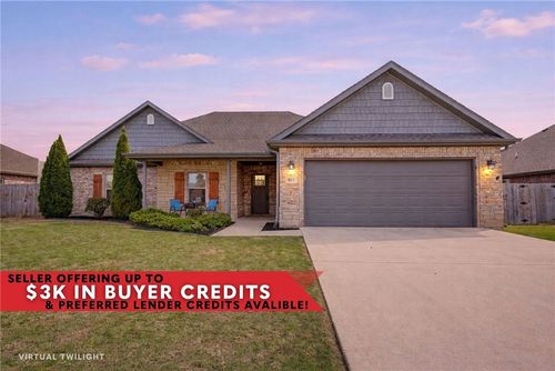 911 Hancock St, Prairie Grove, AR, 72753-2886 | Card Image