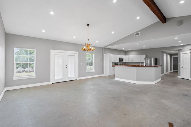 873 Hcr 1106, House other with 4 bedrooms, 3 bathrooms and null parking in Blum TX | Image 13