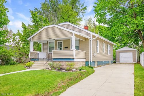 2683 7th St, Cuyahoga Falls, OH, 44221-2407 | Card Image
