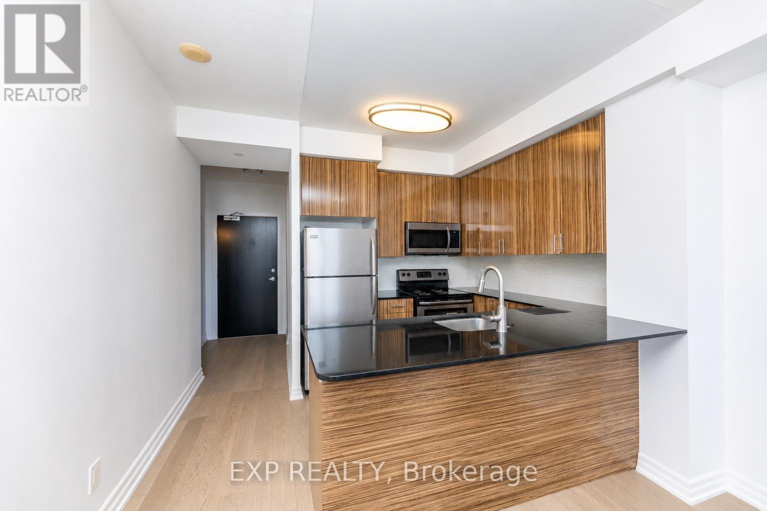 Residential in Toronto (Regent Park) 2