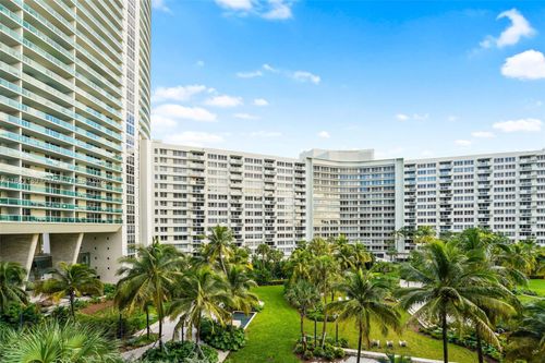apt-725-1500 Bay Rd, Miami Beach, FL, 33139-3219 | Card Image