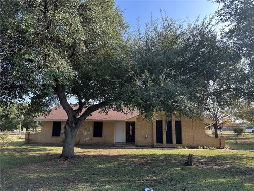 137 Oakview Cir, Waco, TX, 76705-5112 | Card Image