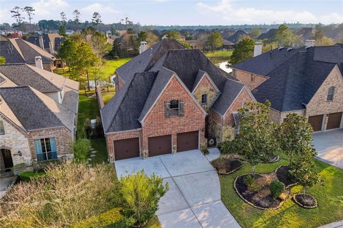11 Kayak Ridge Dr, The Woodlands, TX, 77389-8595 | Card Image