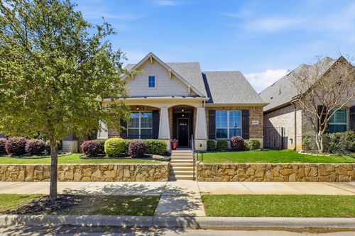 6909 Heather Ln, North Richland Hills, TX, 76182-1619 | Card Image