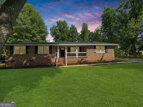 314 Pine St, Barnesville, GA, 30204-1934 | Card Image