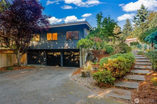 13755 16th Ave Sw, Burien, WA, 98166-1038 | Card Image