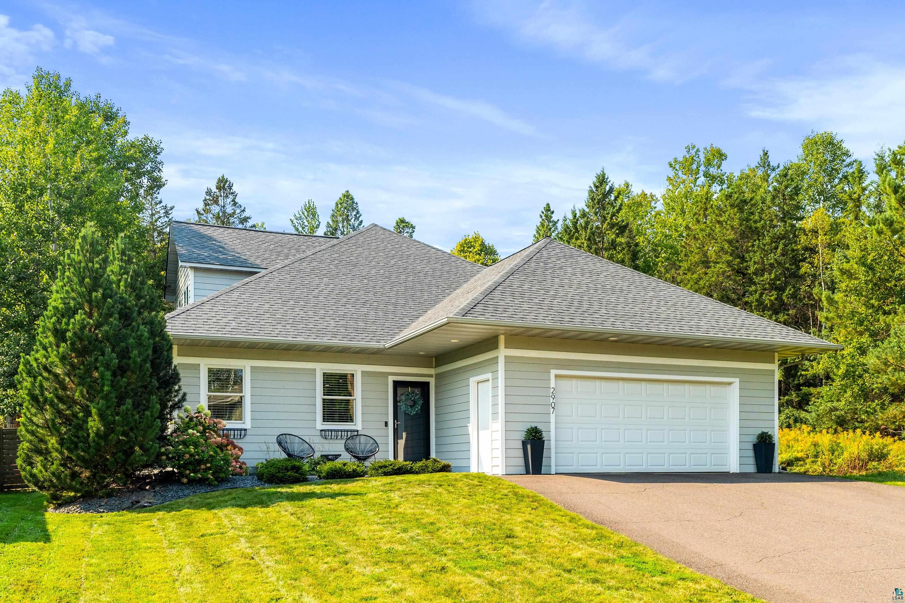 52nd Ave, Duluth, MN 55804