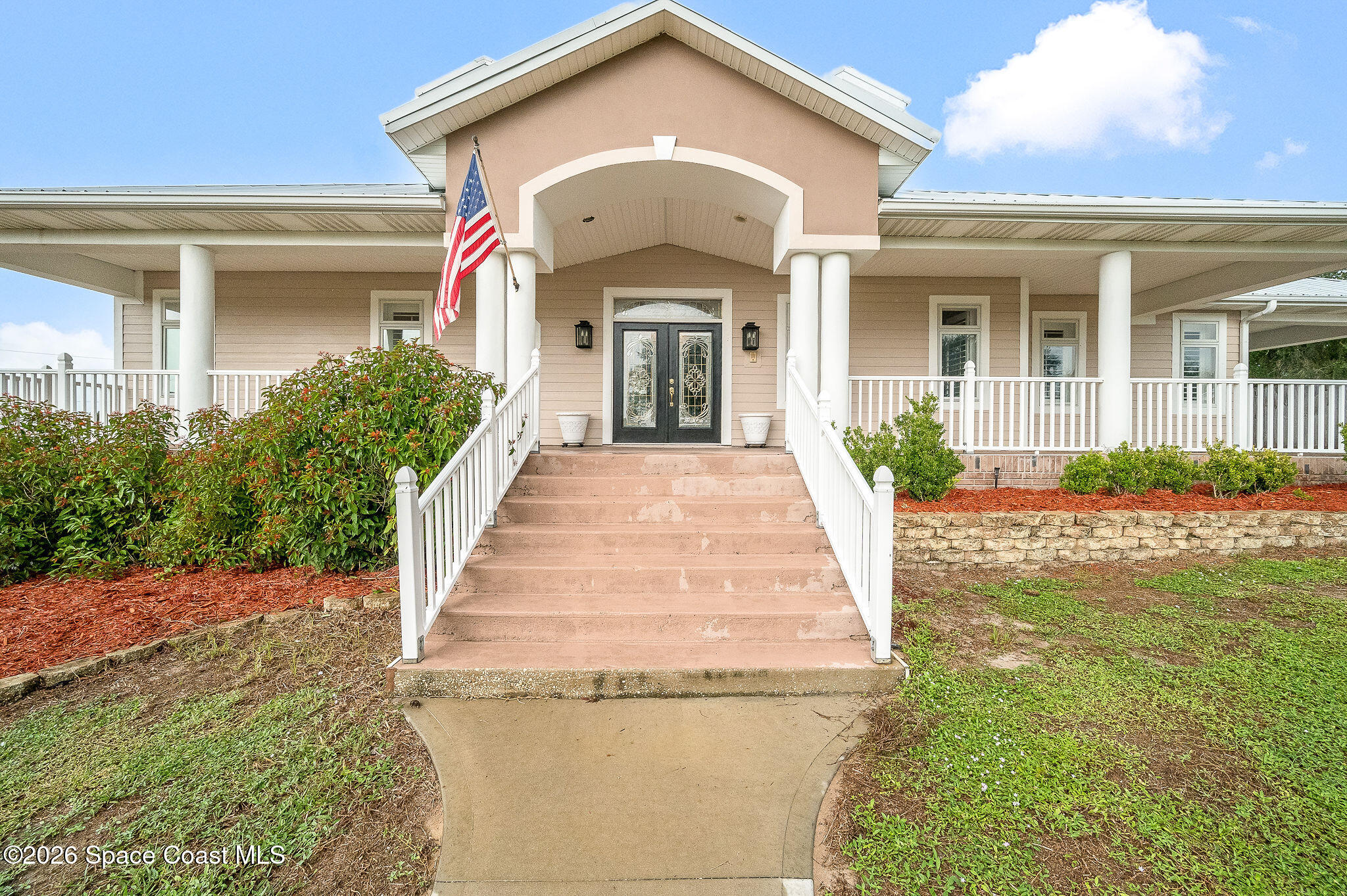 Residential in Mims 4