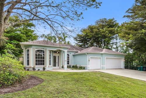 5890 Bur Oaks Ln, NAPLES, FL, 34119-1316 | Card Image