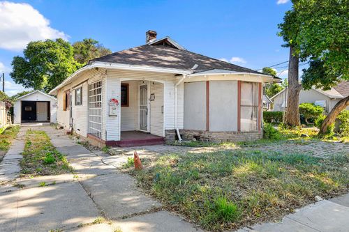 2133 Perkins Way, Sacramento, CA, 95818 | Card Image