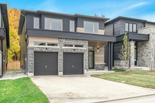 89 Berkely St, Wasaga Beach, ON, L9Z0K6 | Card Image