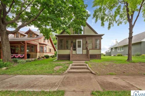 220 W 5th St, Mankato, MN, 56001-2105 | Card Image