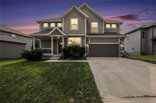 1230 N 133rd Ter, Kansas City, KS, 66109-4517 | Card Image