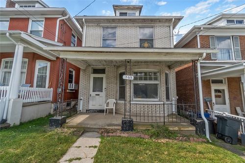 618 S Bergen St, Fountain Hill, PA, 18015-4526 | Card Image