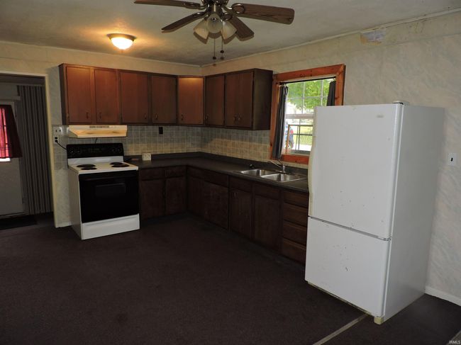 5294 W Finch Rd, House other with 2 bedrooms, 1 bathrooms and null parking in Claypool IN | Image 4
