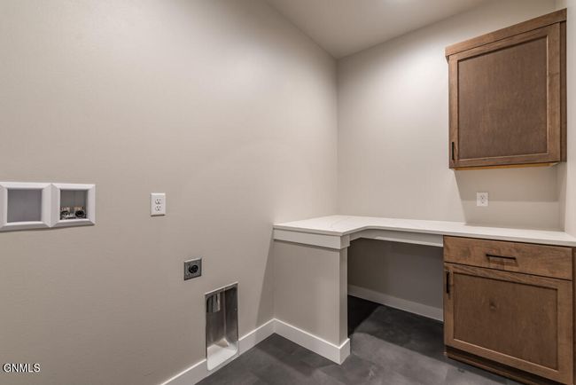2020 Prairie Hawk Dr, Townhouse with 3 bedrooms, 2 bathrooms and null parking in Bismarck ND | Image 27