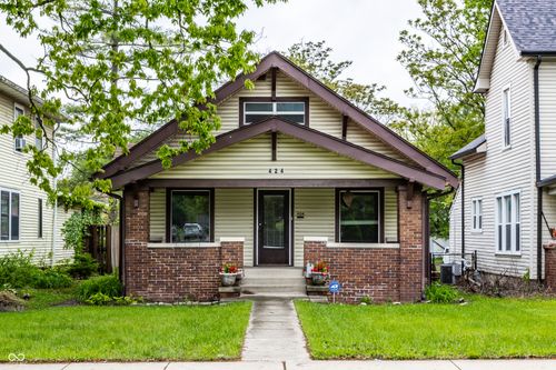 424 Emerson Ave, Indianapolis, IN, 46219-5616 | Card Image