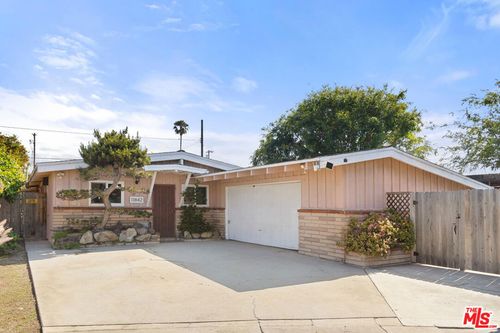 11842 Lindblade Street, Culver City, CA, 90230 | Card Image