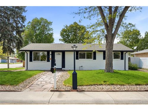 405 Elliott St, Longmont, CO, 80504-1521 | Card Image