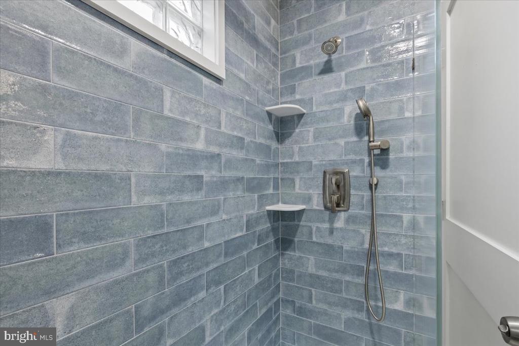 Residential Lease in CHURCHTON 3