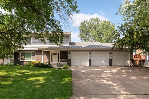 5793 Turtle Lake Rd, Shoreview, MN, 55126-4774 | Card Image