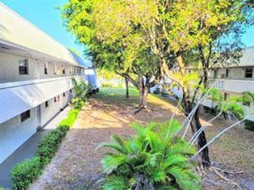 208-17255 Sw 95th Ave, Palmetto Bay, FL, 33157-4453 | Card Image