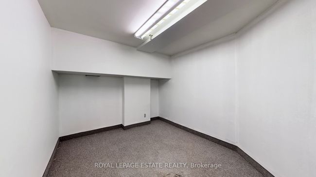 B101 - 2558 Danforth Ave, Home with 0 bedrooms, 0 bathrooms and null parking in Toronto ON | Image 19