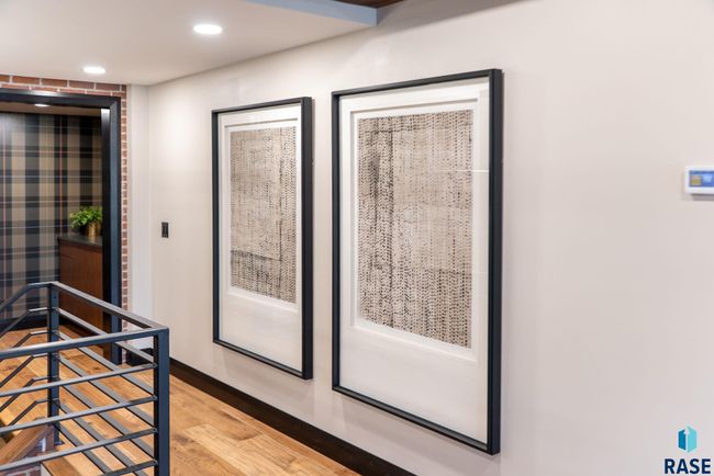 UNIT-102 - 151 E 4 Th Pl, Condo with 2 bedrooms, 3 bathrooms and null parking in Sioux Falls SD | Image 37