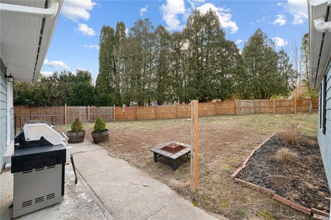 5 Senkow Dr, House other with 3 bedrooms, 2 bathrooms and null parking in Quaker Hill CT | Image 29
