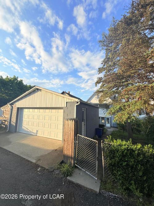 1169 W Elm Street, Scranton, PA, 18505 | Card Image