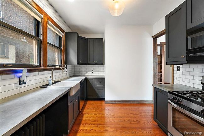 40-7433 Poe Ave-40.jpg | Image 19