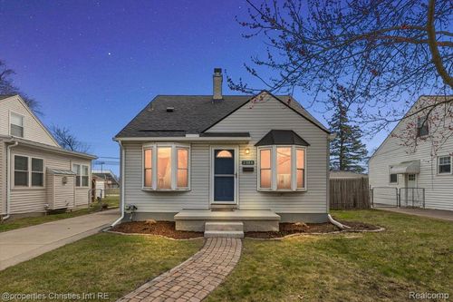 2338 Tyler Ave, Berkley, MI, 48072-1241 | Card Image