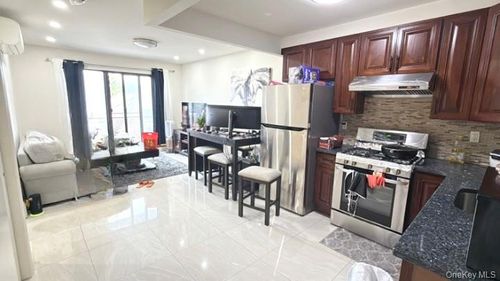 apt-4g-145 34th Ave, Flushing, NY, 11354-3286 | Card Image