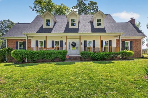 640 Denning Ford Rd, Portland, TN, 37148-5132 | Card Image