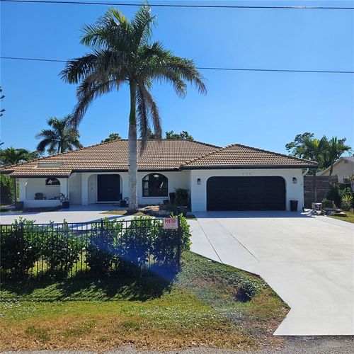 535 Viridian St, ENGLEWOOD, FL, 34223-2717 | Card Image